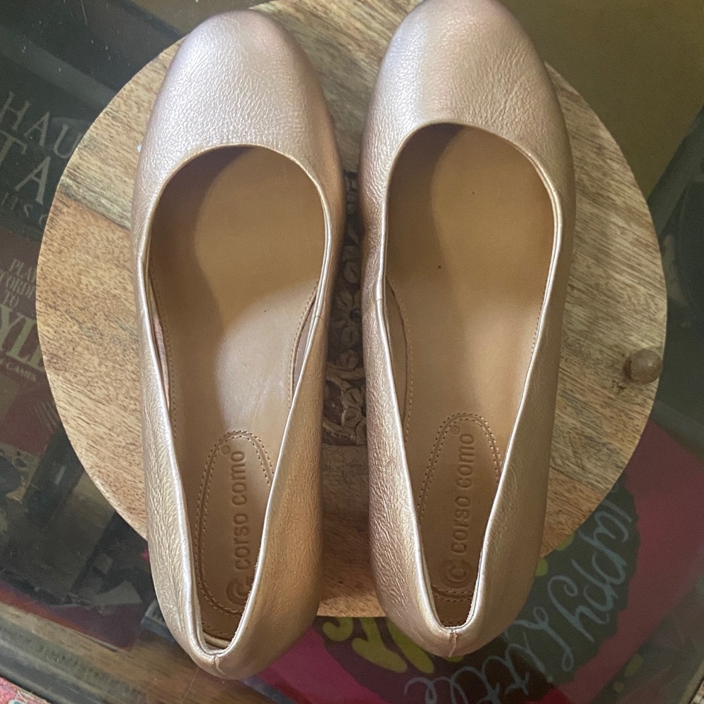 Corso Como Women's Metallic Rose Gold Heals